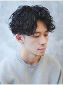 フェザーパーマ/刈り上げセンターパート/サーフカール[新宿]