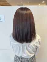 アズール 草加(azule) イルミナカラー　ピンクブラウン　ツヤ髪スタイル