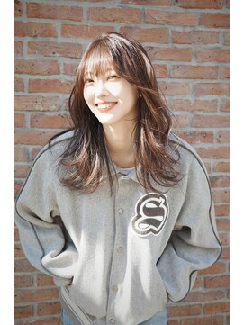 オグジュアリー 表参道(aux.) 大人カジュアルレイヤーヘアへ