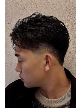 ヒロギンザバーバーショップ 神楽坂店(HIRO GINZA BARBER SHOP) ストリートセンター