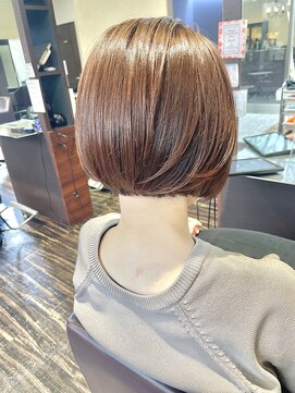 ヘアドゥーポジャ 藤岡店(hair Do poja) 前下がりショートボブ