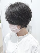 ステアケース ギンザセブン(stair:case ginza7)&nbsp;大人前下がり耳掛けレイヤーカット