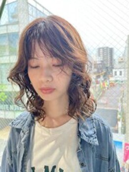 ビハインドザカーテン(BEHIND THE CURTAIN)の写真/魅力を引き出す抜け感パーマ♪おしゃれな外国人風くせ毛パーマをご提案◎乾かすだけで簡単♪