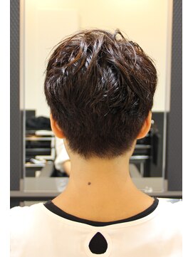 ディーヘアーデザイン(d.HAIR DESIGN) かりあげツーブロックショート