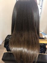 アールサロン アオヤマ(Rr SALON AOYAMA)&nbsp;プラチナミネコラストレート