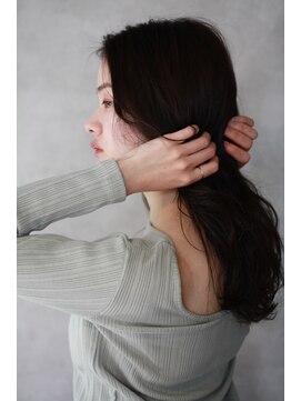 ピグメント(pigment) 【pigment】抜け感ロングヘア