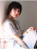 大人かわいいアッシュピンク小顔オン眉ショートマッシュh2