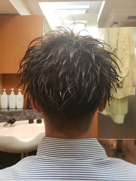 プレミアムバーバー 銀座店(PREMIUM BARBER produce by HIRO GINZA) ツーブロックアップバング