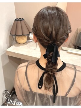 ミラ(Mila) 大人気大人編みおろし♪