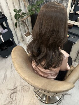 ニーゼロゼロナナ(2007) オリーブブラウン