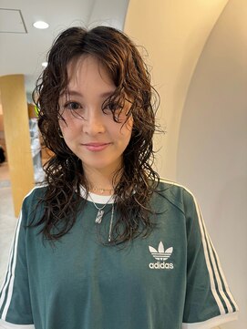 エマン(AIMANT) アンニュイ ロングウェーブ