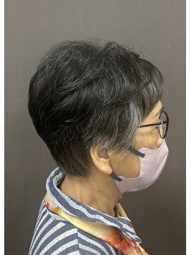 びび 住吉店 手櫛で整うショートスタイル