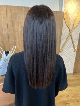 バイエイト 野並店(By Eight) 秋カラーアッシュグレージュ×艶々ロング