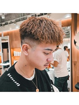 ルースト 渋谷店(ROOST) ブラウン×ツイストパーマ