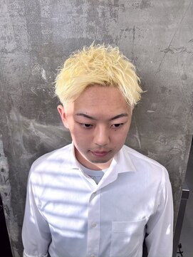 メンズサロン キング 枚方店(Men’s salon K!ng) 波巻きツイストスパイラルパーマ/フェザーパーマ/眉毛/メンズ