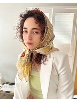 ホロ(hollo)&nbsp;ボルドーパープルニュアンスパーマボブワインレッド