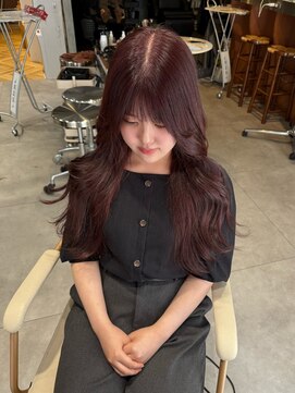 エス 大阪梅田店(es) チェリーレッド