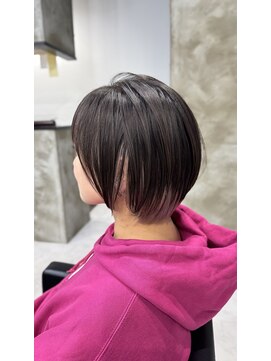 オンワン(On 1s) ショートインナーカラー