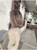 シルバーベージュ