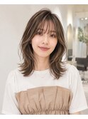 白髪ぼかしハイライト ミディアム レイヤー 表参道 青山 40代