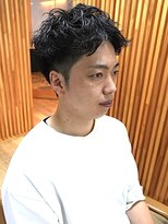 テラス(Terrace)&nbsp;【大人メンズ】束感ニュアンスシャドウパーマ【札幌駅/大通駅】