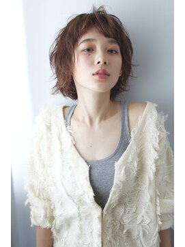 ロミー(Romy) ラフな動きが可愛い大人ショート