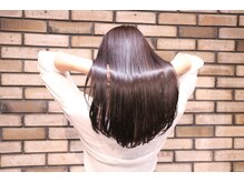 TOKIOトリートメント認定サロンだから実現できる、癖になる艶と指通り