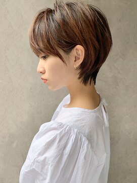 アヴァロン(AVALON) 絶壁解消・ひし形・くびれ・大人ショートボブ・30代40代【猪狩】