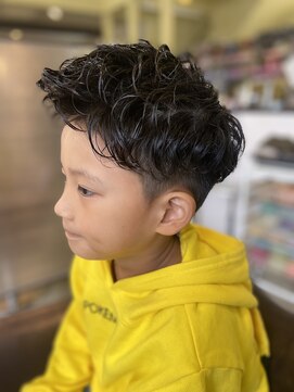 ヨーホー(YOO HOO) ツーブロックスパイラルパーマ