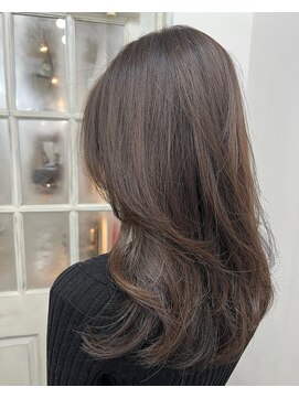 アリュウル 表参道 青山(Allure) 大人上品色っぽいくびれヘア韓国女優レイヤーカット【千葉】