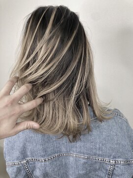 マーシュアトレ(marshu atre) 『marshu atre』 グレージュ☆バレイヤージュ