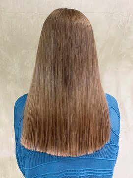 アイティーバイアルバム 松戸店(IT by ALBUM) グレージュロング_チェリーブラウンフェミニンロング_ba404411