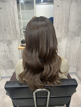 ネウィ 所沢(newi) オリーブベージュ