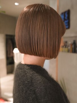 ハウ 心斎橋(how) ミニボブ/ショート/ショートヘア/前下がりボブ/ぱつっとボブ