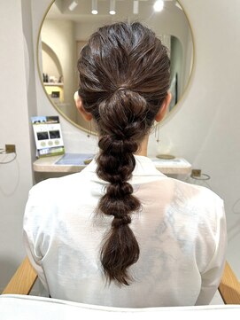 ロイ(ROY) ROYロング/編みおろしポニーテール・パーティー用ヘアセット