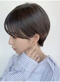 ハンサムショート丸みショートマッシュショート前髪あり前髪長め
