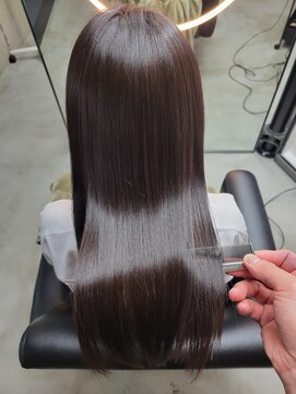 シュバルツ(schwarz) 《天使の輪》SPECIALシナジートリートメント 《髪質改善》