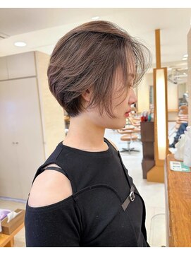 モリオ フロム ロンドン サッポロファクトリー店(morio FROM LONDON) 【morio札幌】札幌ショート 大人かわいい丸みショート