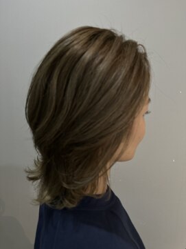 イーエル グランデ(e.ll grande) ミディアムレイヤー