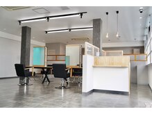 ラル 水戸県道50号店(Lalu.)の雰囲気（広々した落ち着いた店内で至福TIME*[水戸/メンズ/Men's/学割U24]）