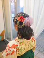 リノ(Lino)&nbsp;卒業式ヘアアレンジ