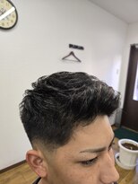 バーバースタイル(BARBER STYLE)&nbsp;アップバングのロースキンフェード
