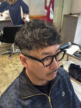ザデイ カットアンドカルチャーショップ(THE DAY CUT&CULTURE SHOP) 無造作ショートパーマ