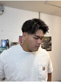 スキンフェード 金メッシュスタイル