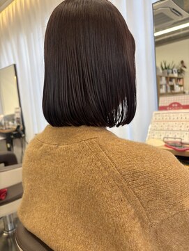 ウイ バイ ファースト 北四番丁店(u'i by first) 艶髪カカオブラウン×大人ボブスタイル