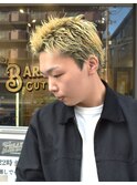 スパイキーショート 金髪ショート ハイトーン