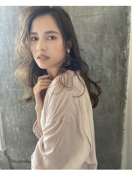 オモチャ 銀座(OMOCHA) 柔らか質感の大人ウェーブ