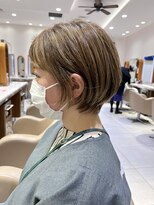 ピークアブー アヴェダ ギンザシックス(PEEK-A-BOO AVEDA GINZASIX)&nbsp;大人可愛いショート　ショートボブハイライトカラー白髪ぼかし◆