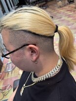 シャンプーボーイ 佐賀(SHAMPOO BOY)&nbsp;金髪×フェード×ポニーテール圧倒的存在感のメンズスタイル