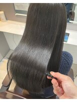 レオネ 梅田 中津店(Leone) 梅田/中津 髪質改善 ツヤ髪ダークロング